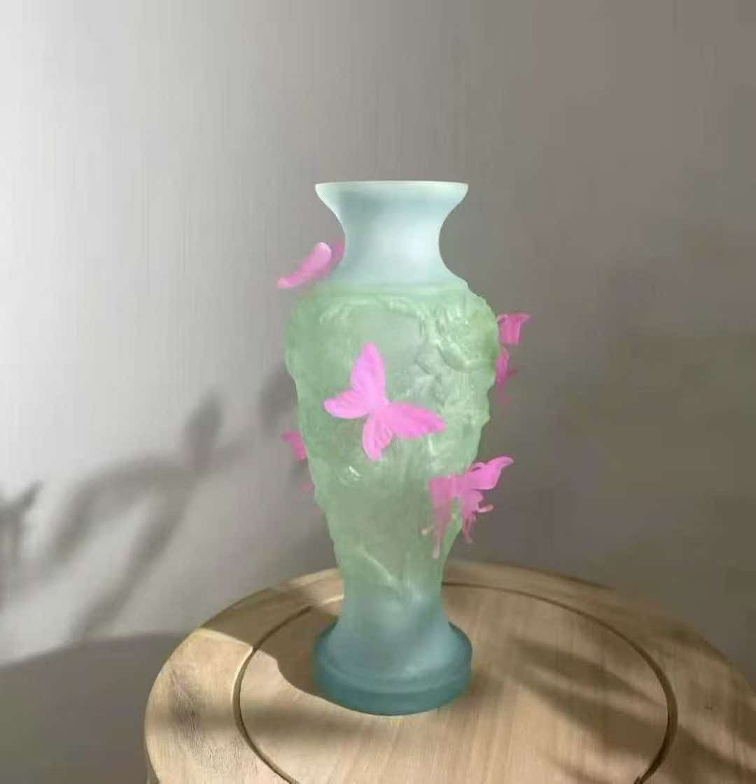 Clear painted component